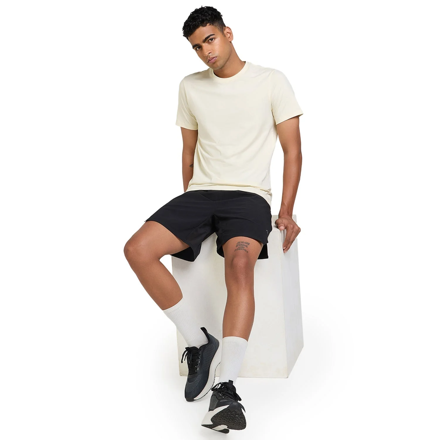 Basic Essential Mens T-Shirt - White - Image 5