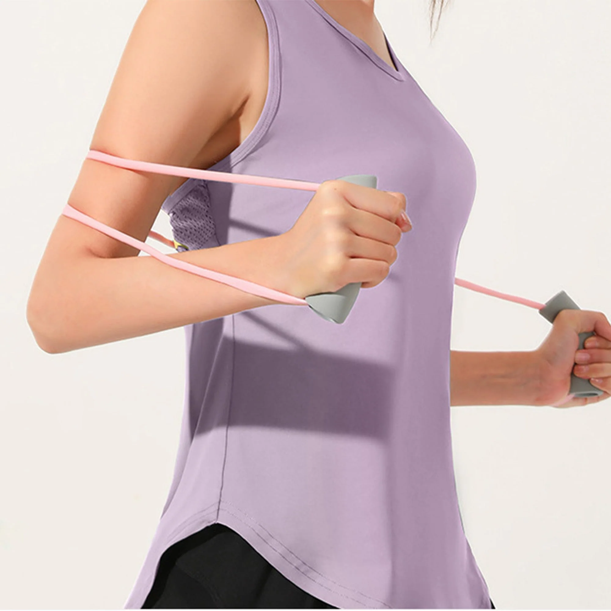 Chiclo Keyhole Workout Vest - Image 5