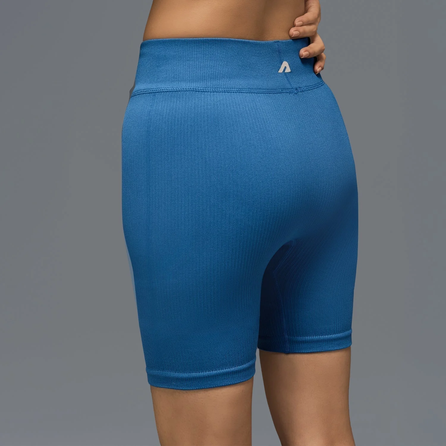 Limitless snatched mid waisted ribbed shorts - Royal Blue - Image 4