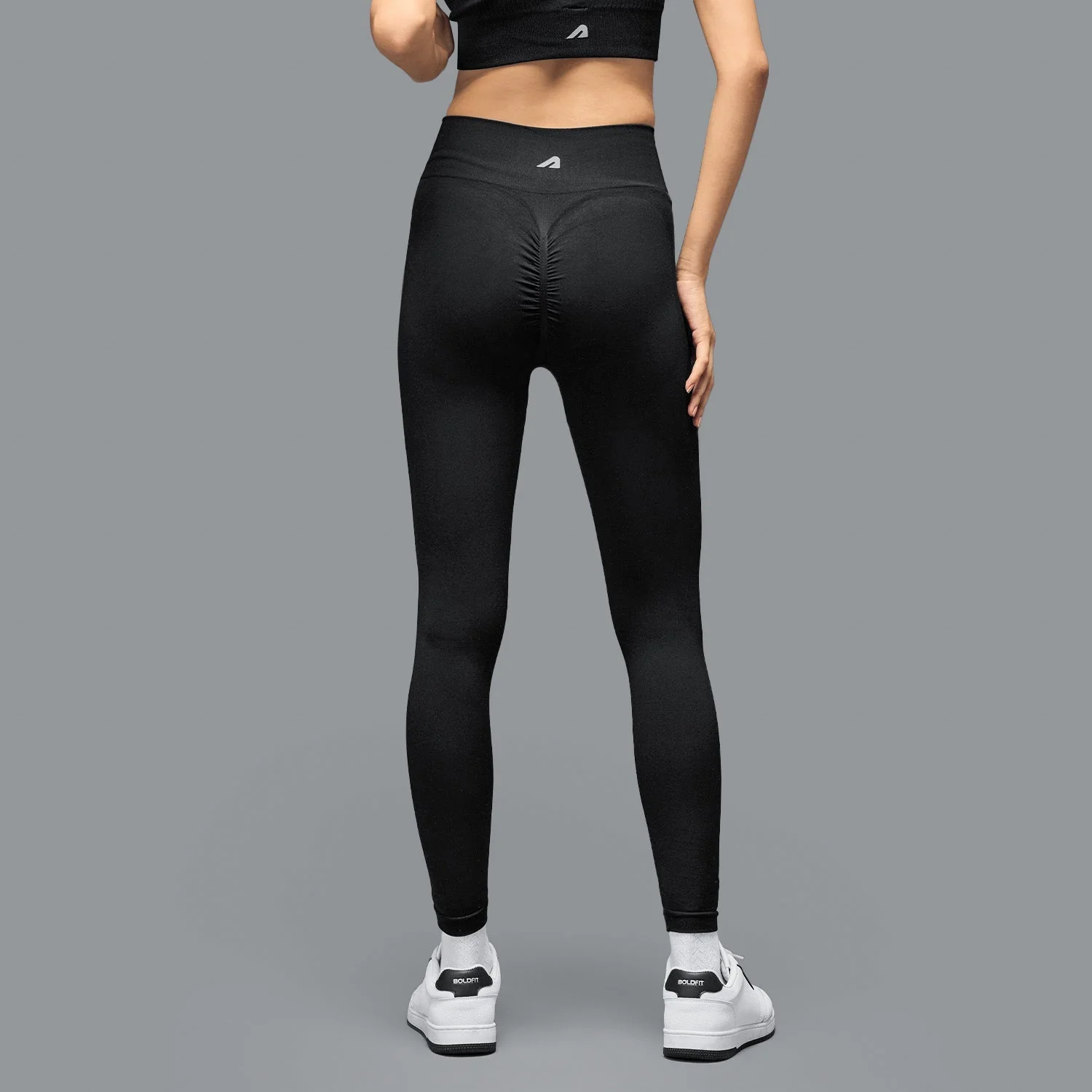 Limitless snatched ribbed waistband & Ruched back legging - BLACK - Image 2