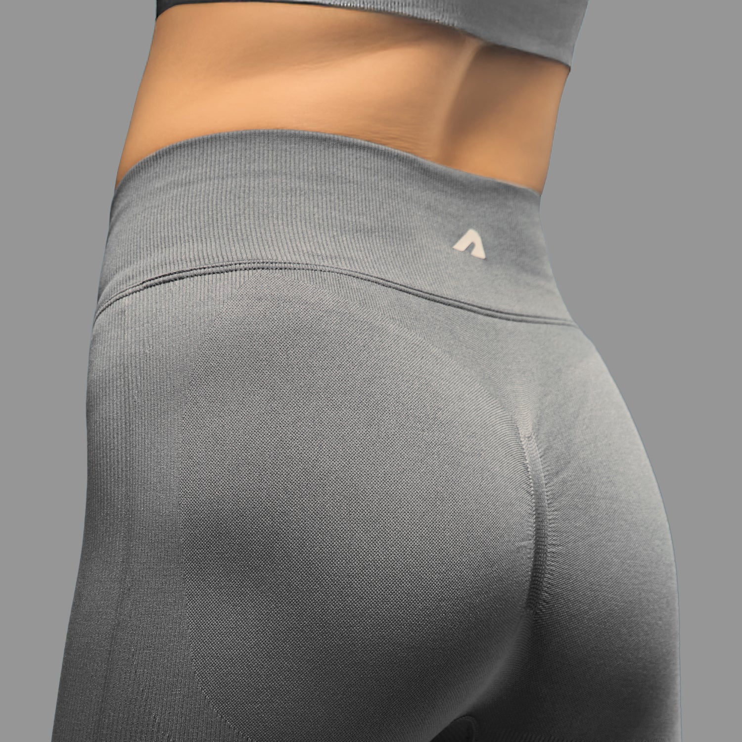 Limitless snatched Ruched back Flare Pants - GREY. - Image 3