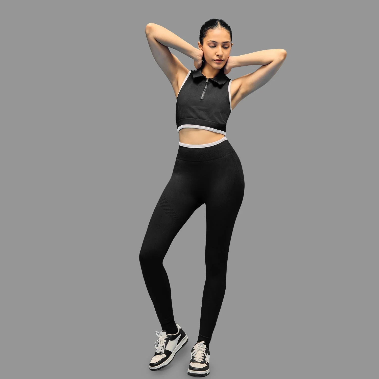 Limitless snatched sleevless crop top - BLACK - Image 3