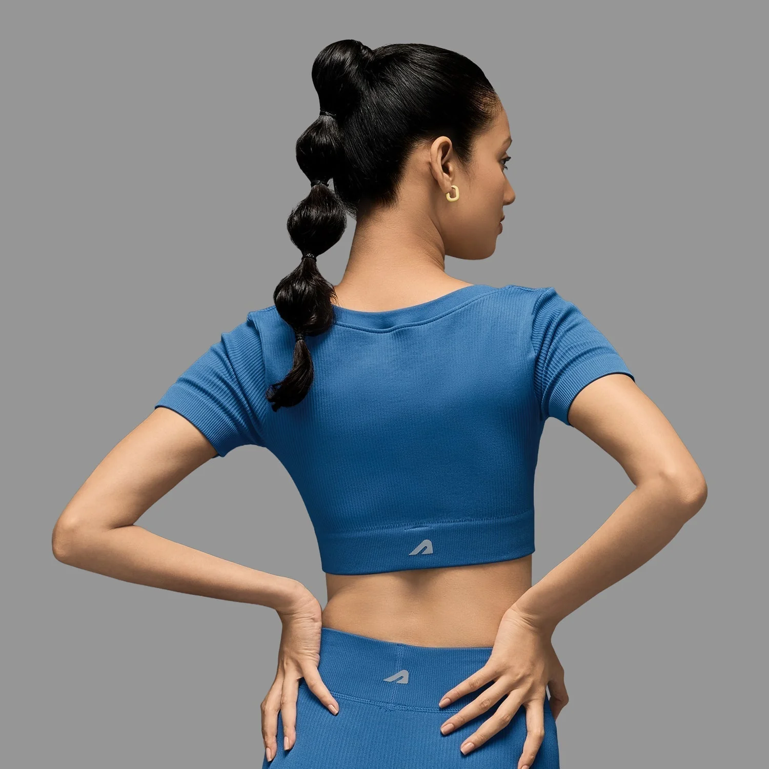 Limitless snatched v neckline Crop Top-  Royal Blue - Image 2