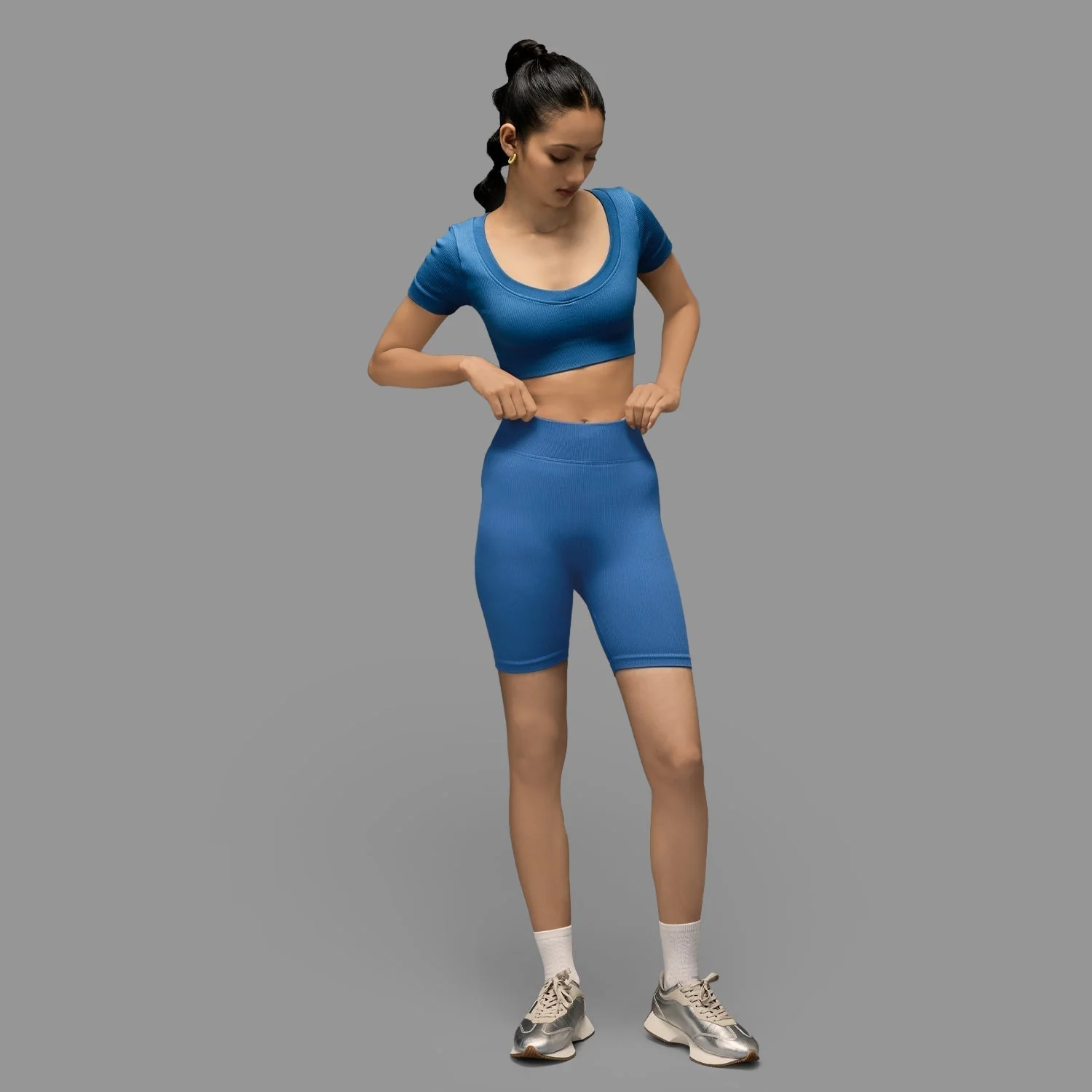Limitless snatched v neckline Crop Top-  Royal Blue - Image 5