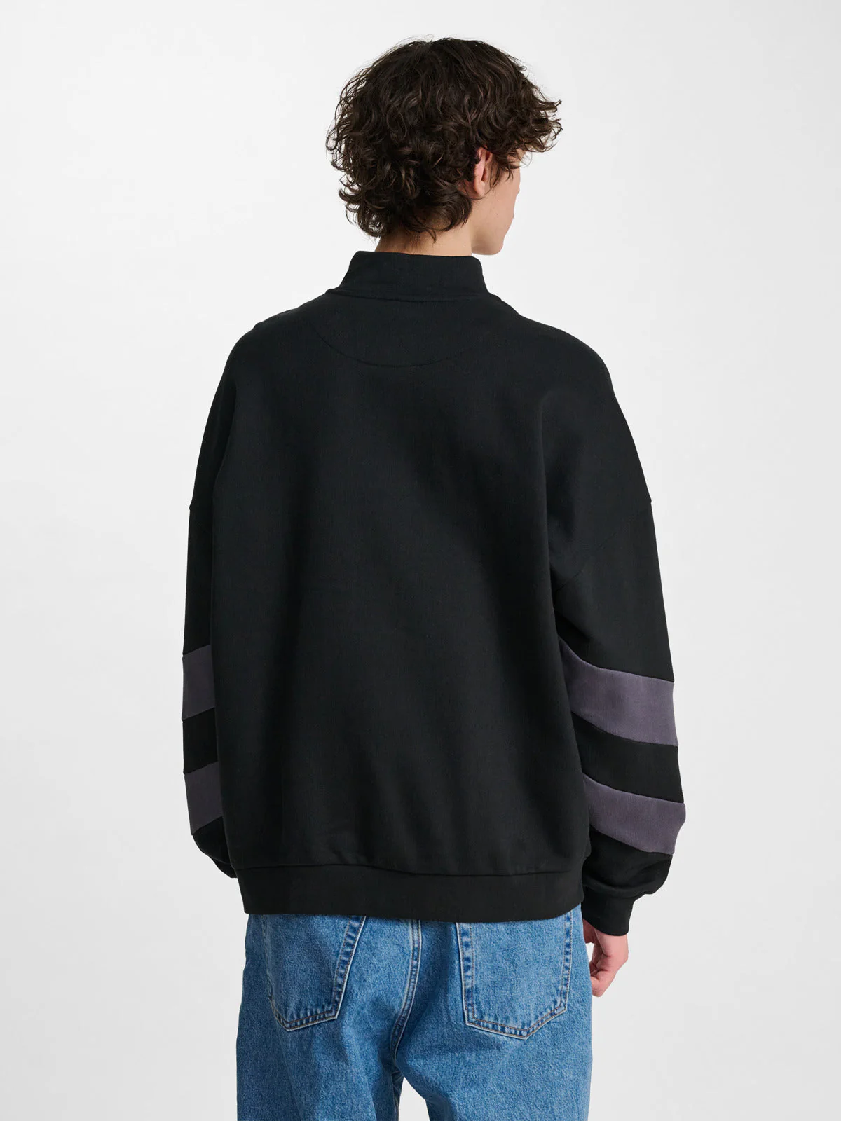 OVERSIZED HALFZIP SW - Image 4