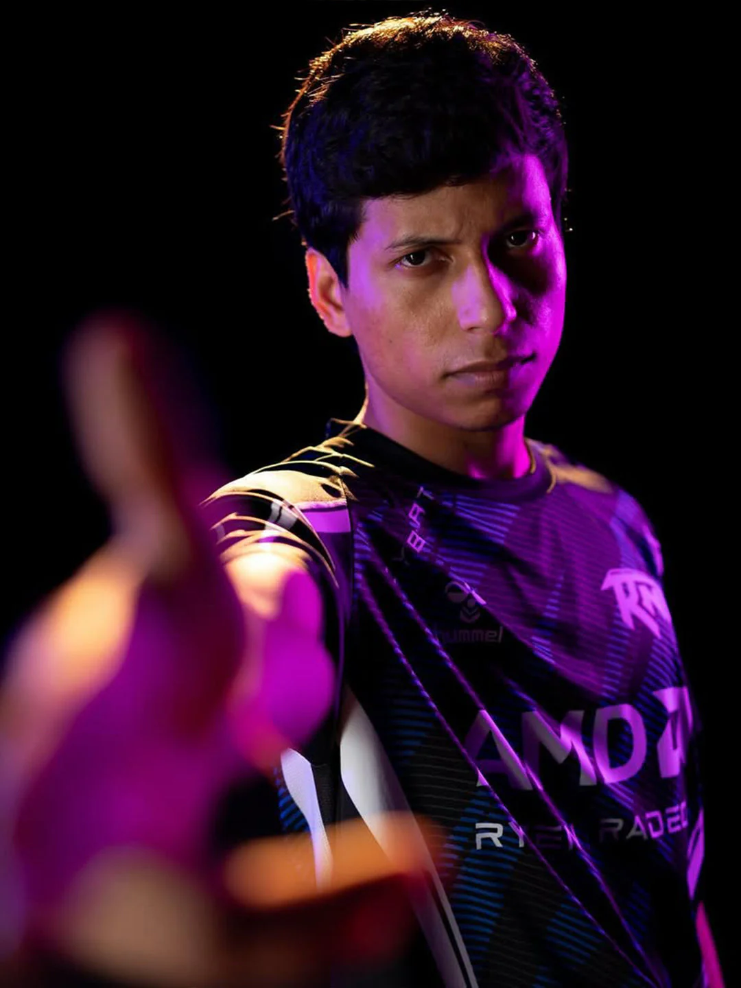 Revenant E-sports Home Jersey 2024-25 - Image 2
