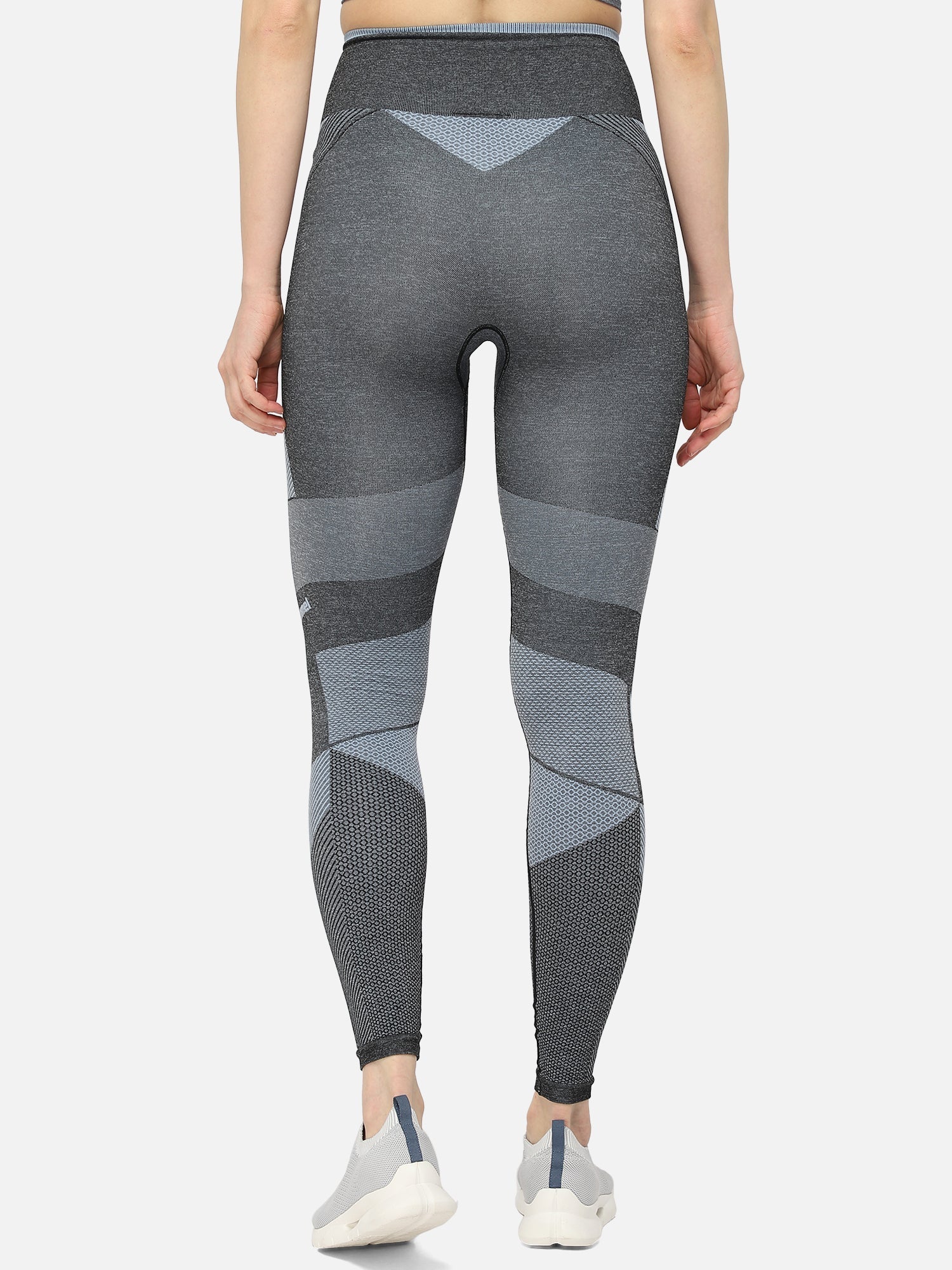 Sky Seamless Women Black Tight - Image 4