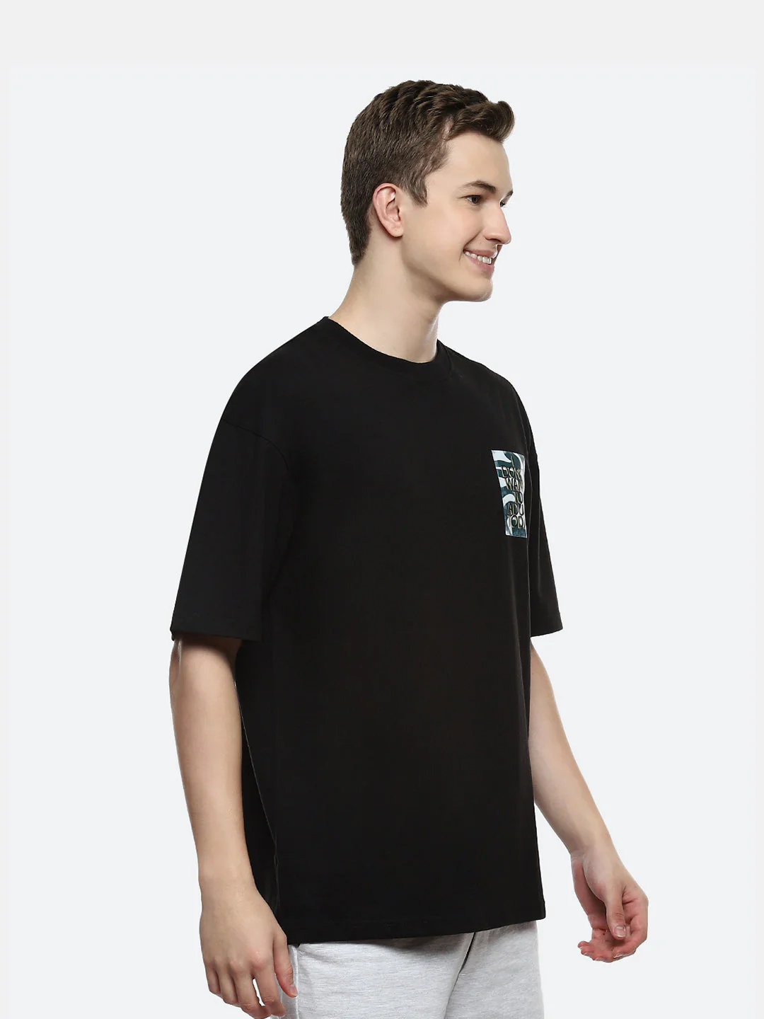 Steeze Oversized T-Shirt - Image 3