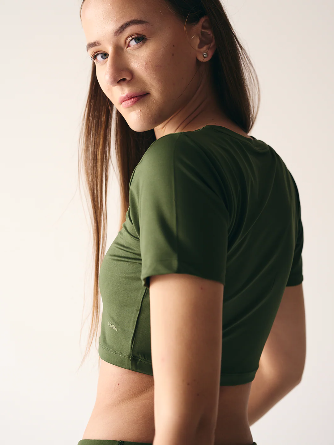 Wise Active Crop Top (Olive green) - Image 3