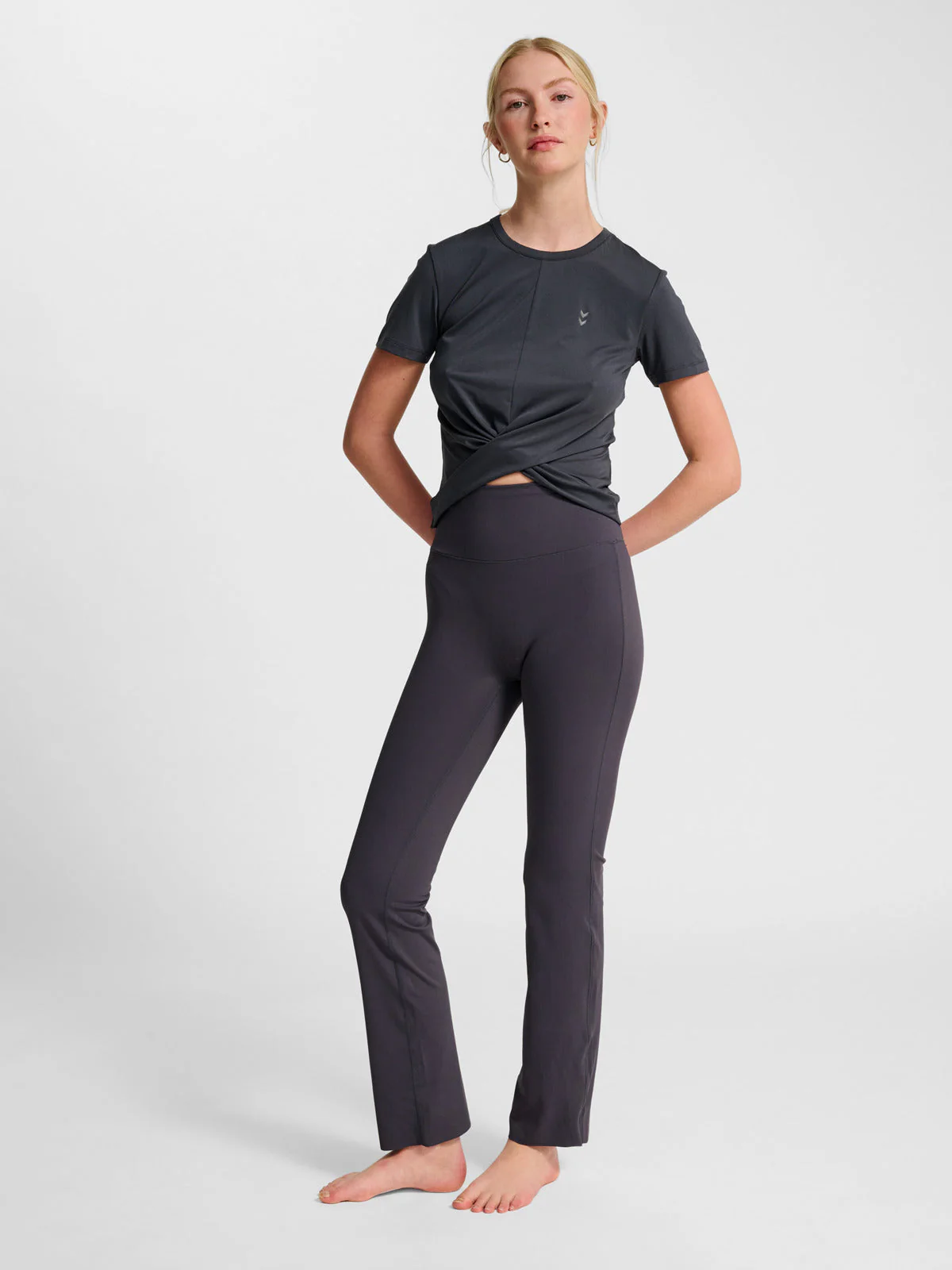 Yoga Wrap W T-Shirt S/S - Image 3
