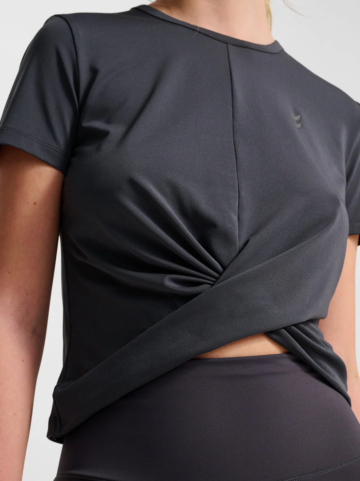Yoga Wrap W T-Shirt S/S - Image 4